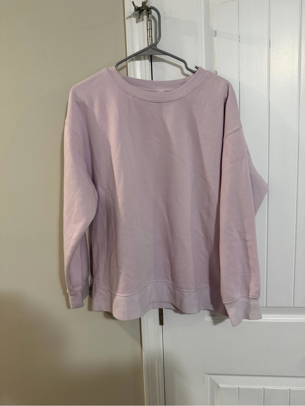 Fabletics Women's Crewneck Sweater in Light Lavender